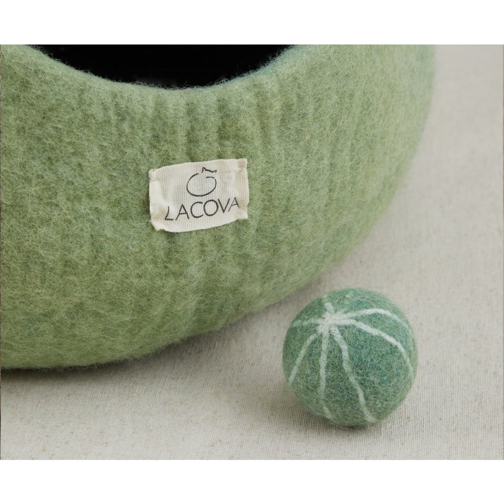 LaCova Wool Cat Bed - Limited Edition