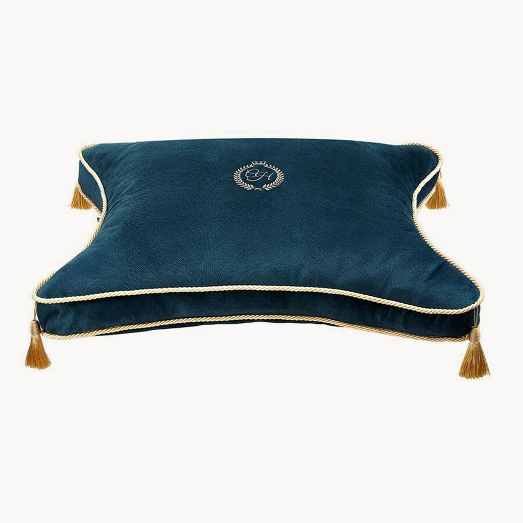 King & Queen Blue Pillow Pet Bed