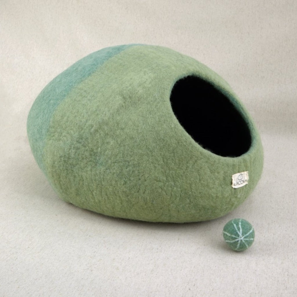 LaCova Wool Cat Bed - Limited Edition