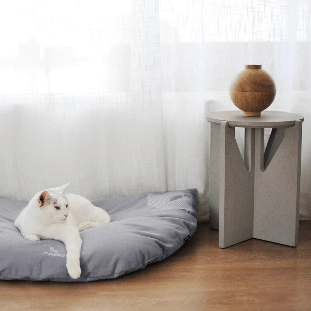 Emi Grey Foldable Cat Bed