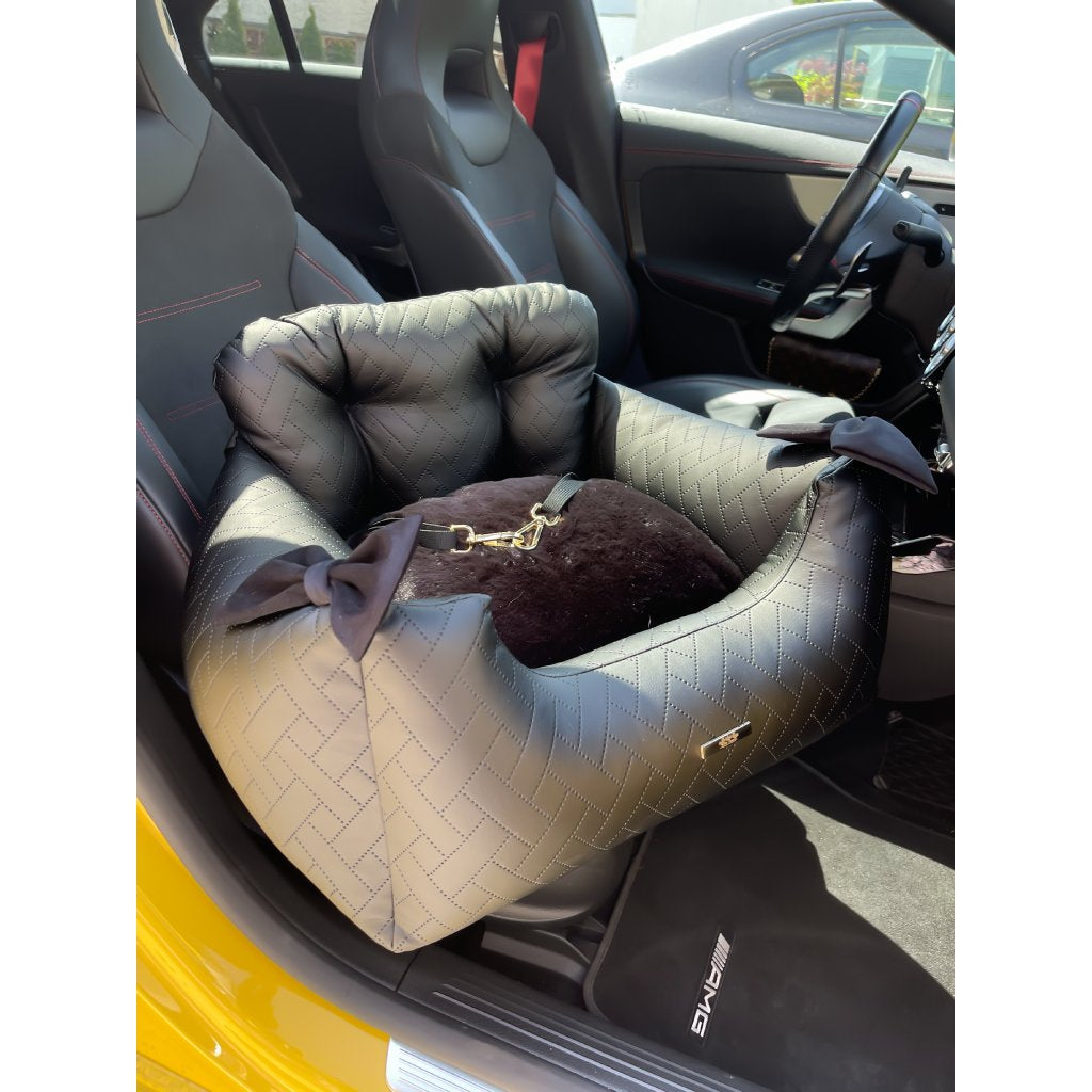 Black Elegance Exclusive Vegan Leather Car Seat